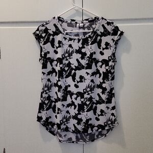 Elle Black and White Cap Sleeve Blouse